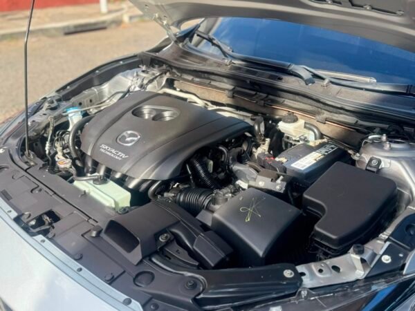 Mazda 3 TOURING 2017