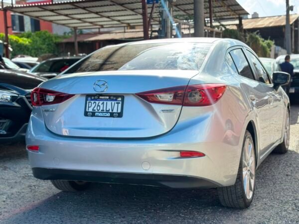 Mazda 3 TOURING 2017