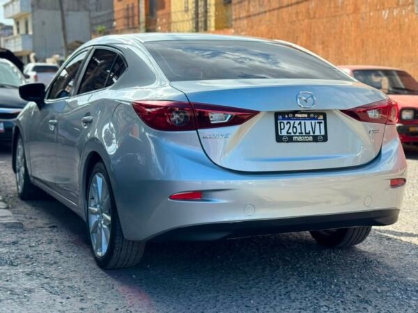 Mazda 3 TOURING 2017