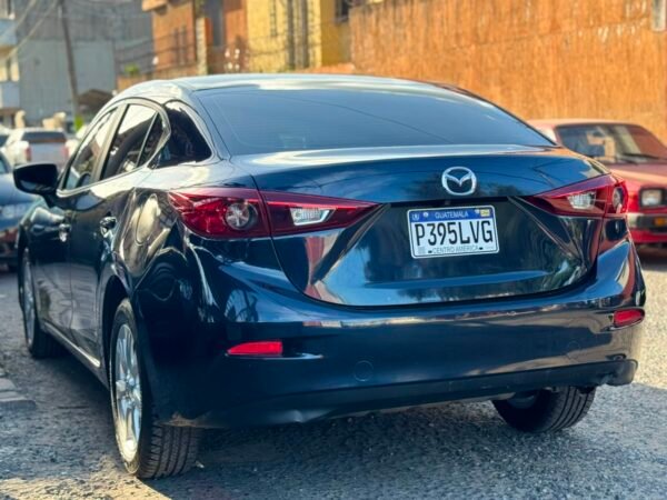 Mazda 3 sport 2018