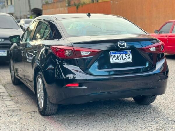 Mazda 3 GRAND TOURING 2016