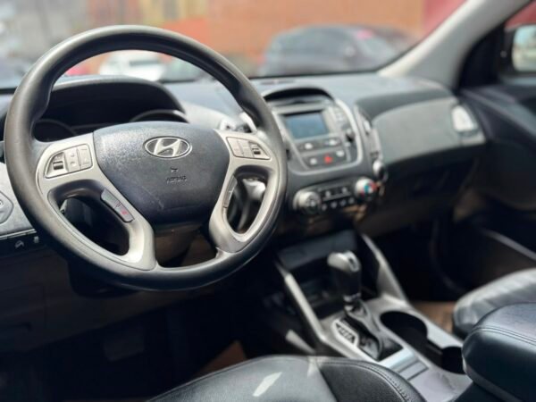 WhatsApp Image 2026-08-02 at 13.28.33 (2) Hyundai Tucson GLS 2015