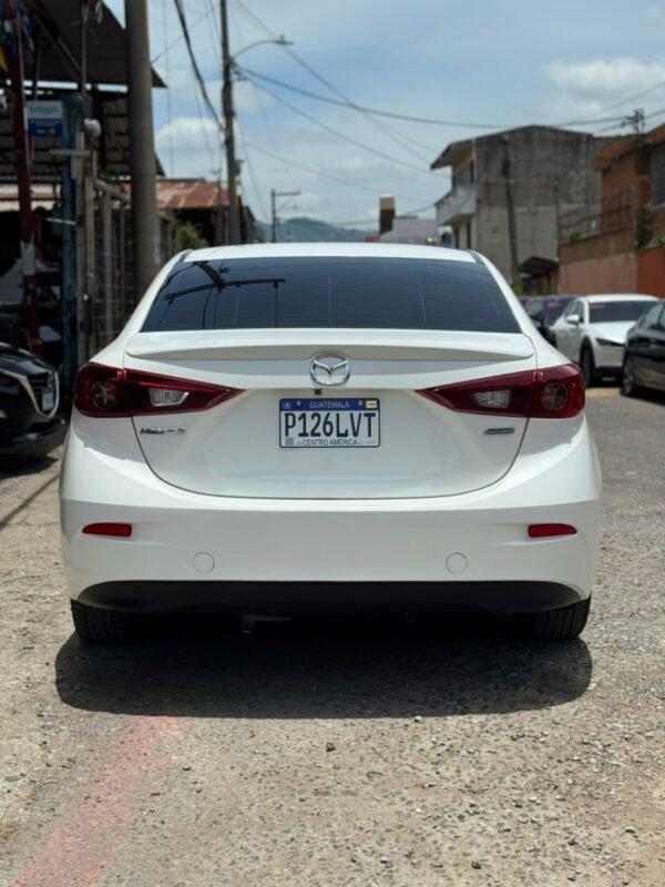 Mazda 3 2016