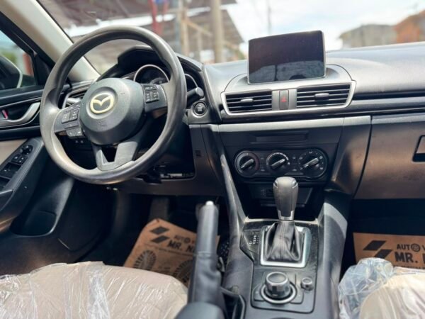 Mazda 3 2016