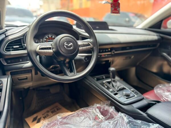WhatsApp Image 2026-08-02 at 13.30.04 (2) MAZDA CX-30 2021