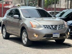 WhatsApp Image 2026-08-02 at 13.30.29 Nissan Rogue modelo 2012