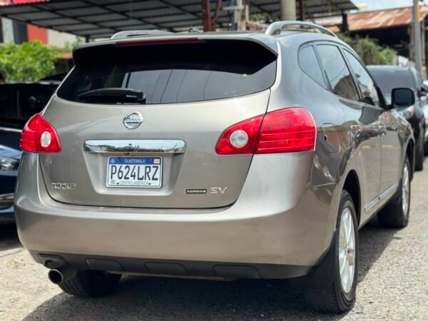 Nissan Rogue modelo 2012