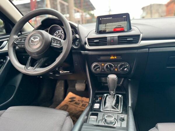Mazda 3 sport 2017